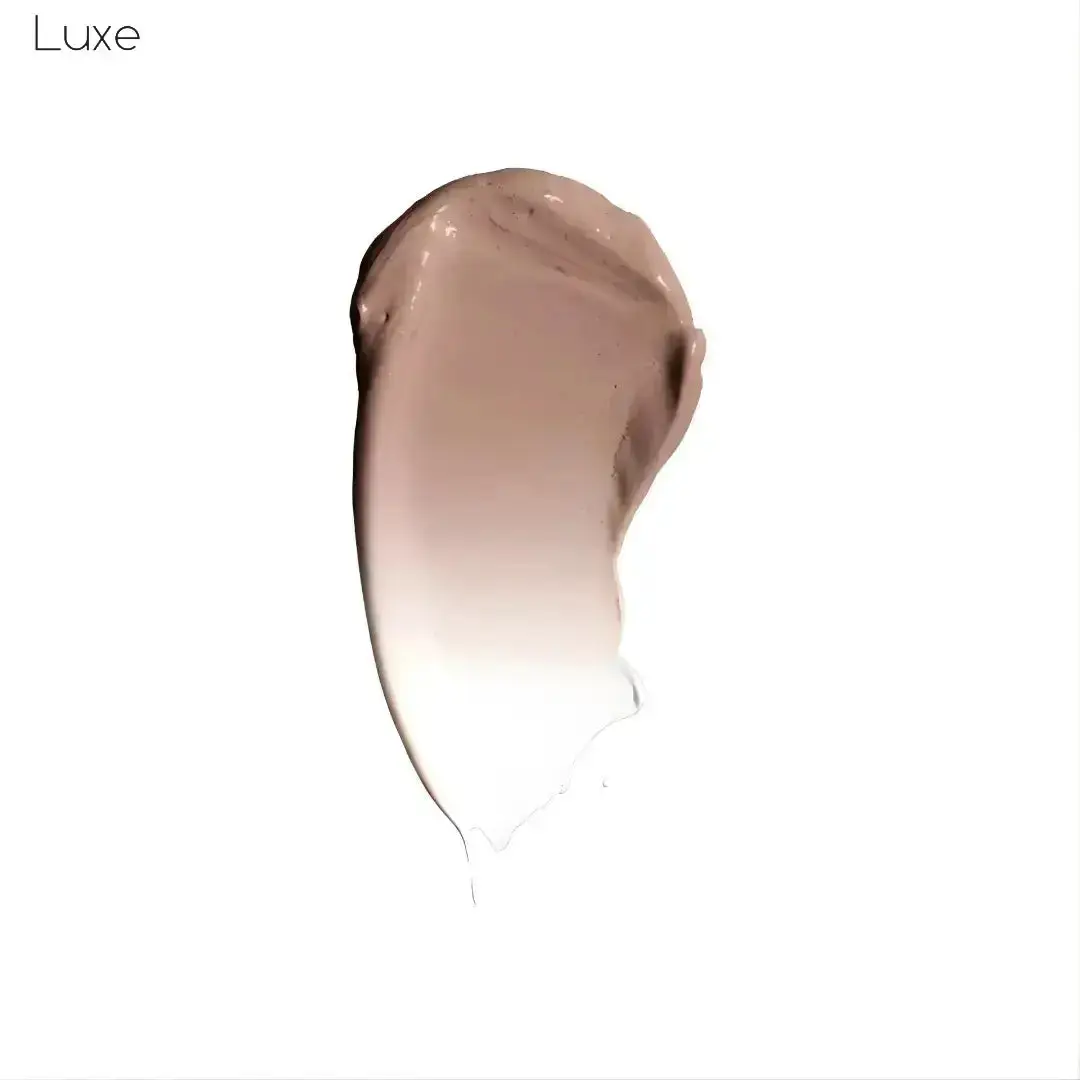 Luxe - Color Changing Foundation - Image 12